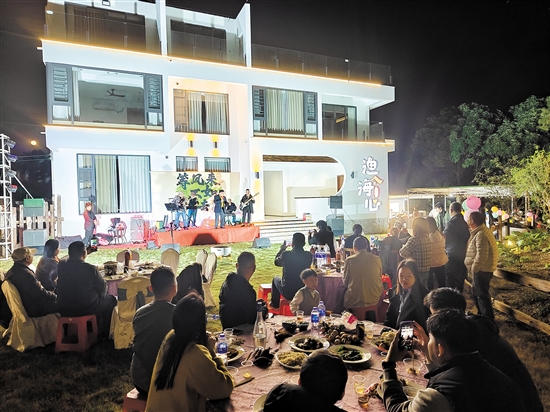 港樂專題音樂會讓香港、澳門游客大呼過癮。