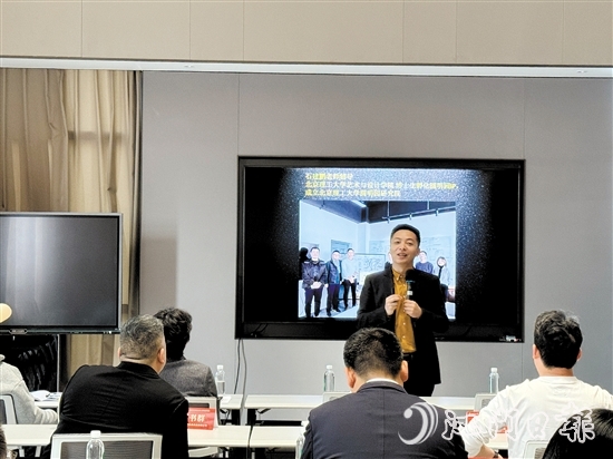 網絡營銷實戰(zhàn)專家石建鵬助力江門企業(yè)家打造好個人IP。