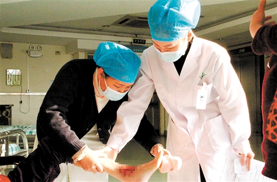 低溫燙傷常發(fā)生在人體下肢。