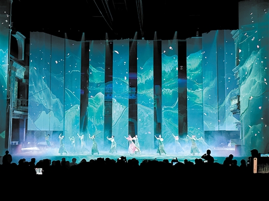 赤坎華僑古鎮(zhèn)多部演藝大戲等你來看。