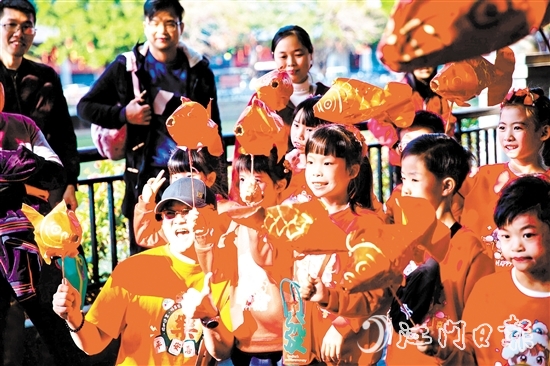 春節(jié)假期，江海全域聯(lián)動(dòng)、提前謀劃50項(xiàng)系列活動(dòng)，營(yíng)造了喜氣洋洋、熱鬧祥和的春節(jié)氛圍。