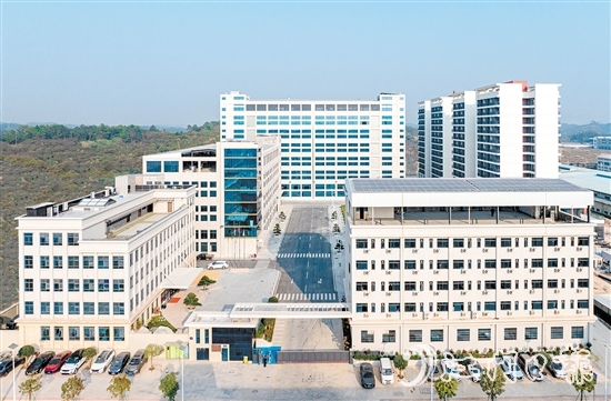 廣東鑫耀水晶飾品有限公司