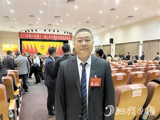 蓬江區(qū)人大代表、環(huán)市街道群星經(jīng)聯(lián)社黨支部書記、經(jīng)聯(lián)社社長謝枝華