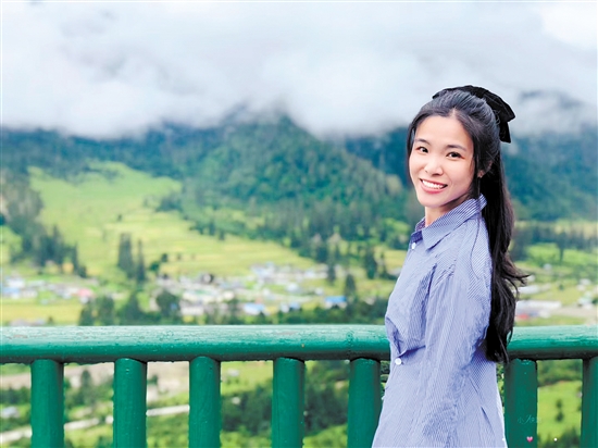 五邑大學團委學生社團管理科副科長容瑛敏