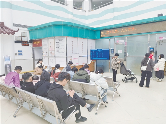 3月要注意防范流感、新冠病毒感染、諾如病毒感染性腹瀉、水痘等傳染病。