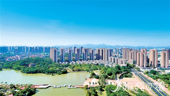 鶴山加速城市建設(shè)步伐，打造企業(yè)投資興業(yè)的首選之地。