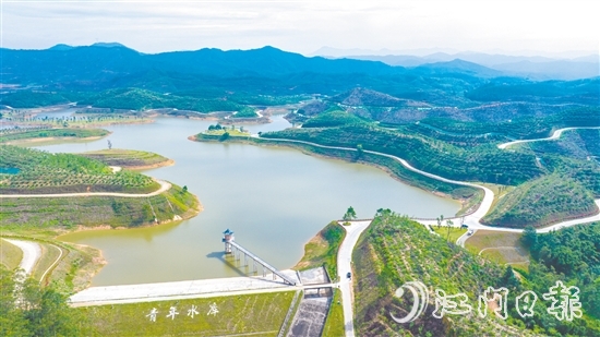 鶴山“樂動(dòng)鶴山·悅享源林”萬人徒步嘉年華將在鶴山市源林生態(tài)樂園舉行。