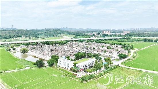 水步鎮(zhèn)下洞村真抓實干、盤活資產(chǎn)，增美提質(zhì)、共同致富，實現(xiàn)村集體經(jīng)濟(jì)收入穩(wěn)步增長。