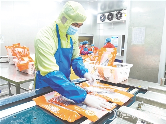 豐泫農(nóng)業(yè)專注于南美白對(duì)蝦、四大家魚等水產(chǎn)品加工。