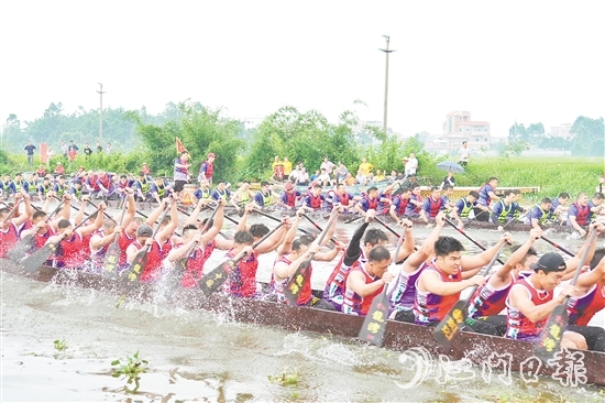 各參賽隊(duì)伍展開(kāi)激烈角逐。