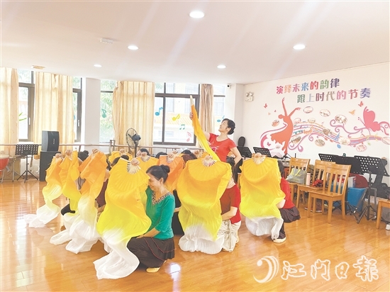 沙坪街道桂林社區(qū)不斷提升社區(qū)服務水平，努力打造有溫度、有溫情的社區(qū)。