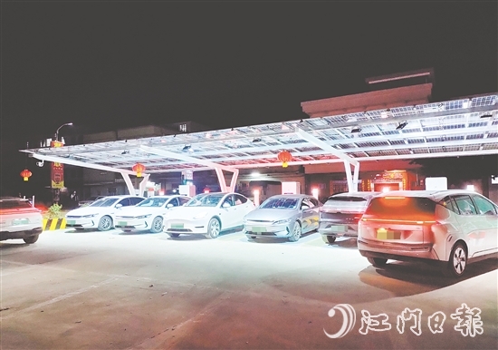 君堂僑聯(lián)充電站項目填補了君堂鎮(zhèn)新能源充電站的鎮(zhèn)域空白。