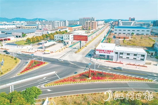 恩平工業(yè)園發(fā)展迅速，大槐集聚區(qū)成為恩平市智能裝備制造業(yè)發(fā)展的核心區(qū)。