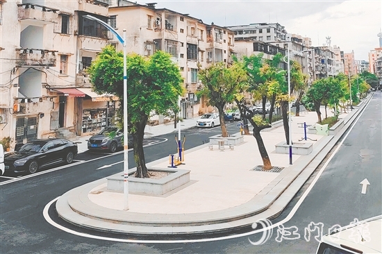 自2021年起，臺城街道穩(wěn)步推進27個老舊小區(qū)升級改造。圖為改造后的平湖路小區(qū)。