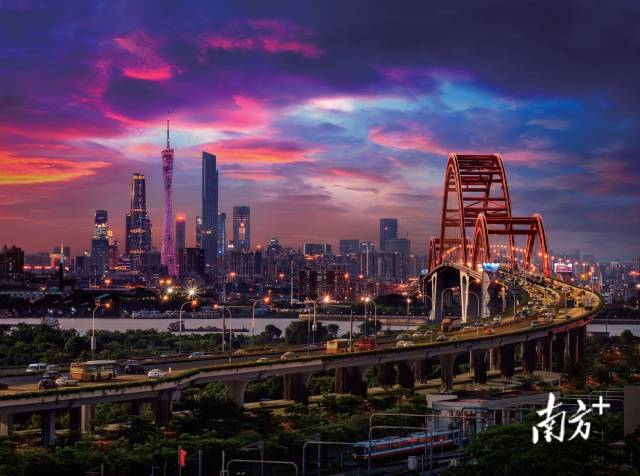 《粉色海洋》楊藝 攝