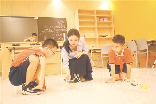 助力學生逐夢科學的梁婉嫻。