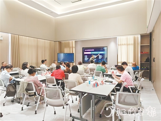 研修班現(xiàn)場。