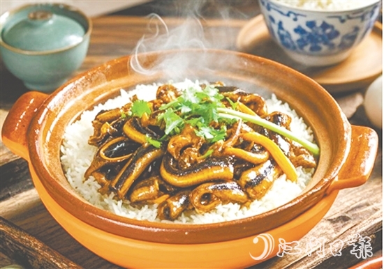 用臺(tái)山大米制作的煲仔飯別有一番風(fēng)味。
