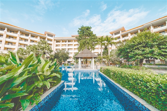 冬日，在一池溫泉中洗去疲憊。