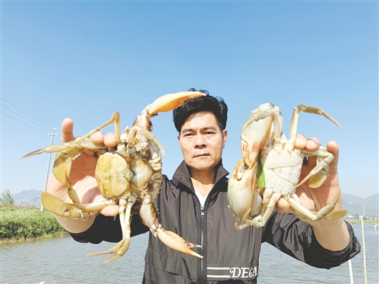 郭林根始終把產(chǎn)品質(zhì)量放在首位，用誠信和匠心筑牢事業(yè)發(fā)展的根基。