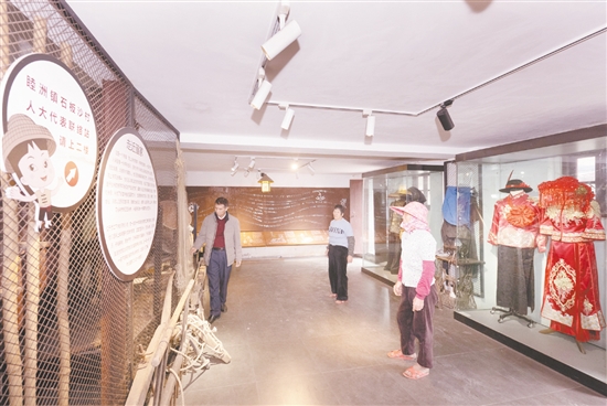 疍家文化展示館較完整地保存和展示疍家人“飯稻羹魚”的生產(chǎn)生活方式。