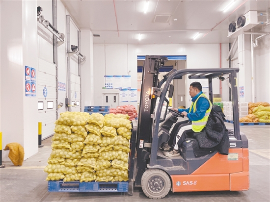 恩平市“社村”合作結碩果，完善冷鏈建設。圖為恩平天業(yè)冷鏈物流產業(yè)園。