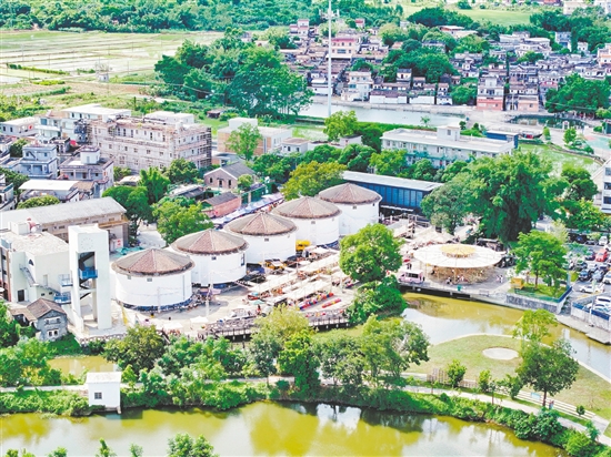 “IE公社”“無界創(chuàng)客”等工作落地實施，促進塘口鎮(zhèn)農(nóng)文旅事業(yè)高質(zhì)量發(fā)展。