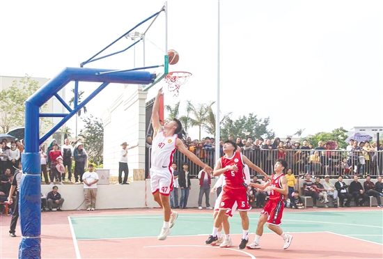 赤溪鎮(zhèn)以籃球為媒，引導(dǎo)更多澳門及海外五邑鄉(xiāng)親關(guān)注并參與家鄉(xiāng)建設(shè)。