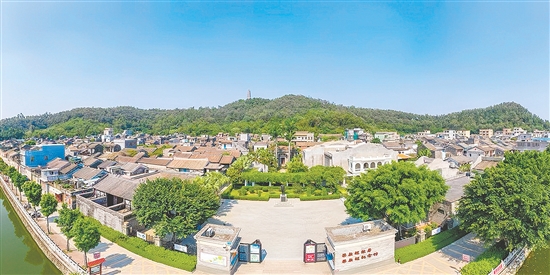 圭峰會(huì)城靶向發(fā)力，整體呈現(xiàn)“產(chǎn)業(yè)興、生態(tài)美、民生樂(lè)、治理優(yōu)”的振興新貌。