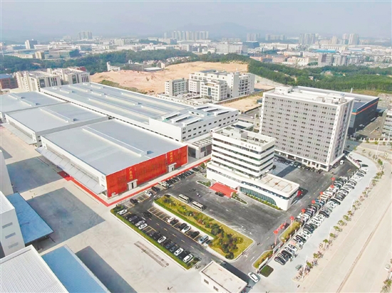 廣東友誼新材料項目于2025年11月6日建成投產。