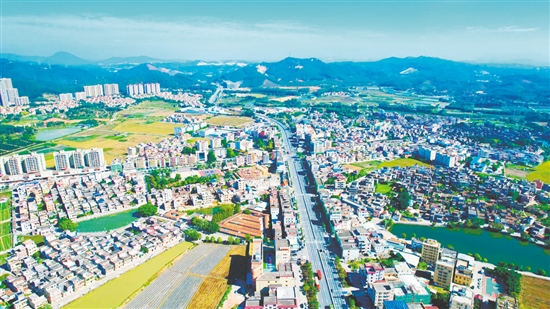 今年，鶴山各鎮(zhèn)（街）將立足自身資源稟賦謀篇布局，推動(dòng)經(jīng)濟(jì)高質(zhì)量發(fā)展。圖為址山鎮(zhèn)。