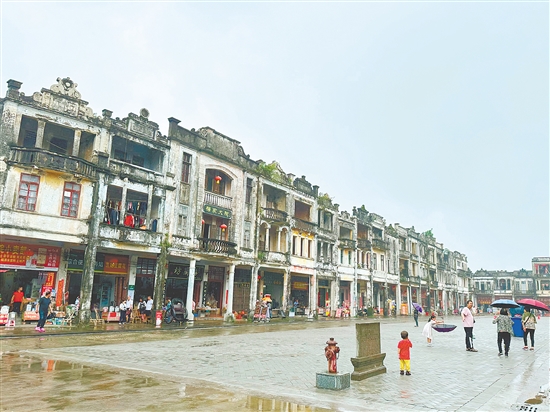 梅家大院宛如一座露天博物館。