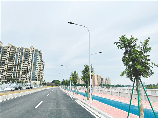 開平城區(qū)道路網(wǎng)絡(luò)逐步完善。