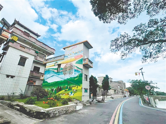 龍口鎮(zhèn)霄南村聚焦鮮卑歷史文化與非遺資源，走出一條以文化為核心、以體驗為亮點的特色發(fā)展之路。