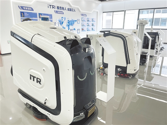 在各類專項(xiàng)產(chǎn)業(yè)基金的支持下，鶴山市成功引入萬德昌創(chuàng)新智能、它人機(jī)器人等一批優(yōu)質(zhì)產(chǎn)業(yè)項(xiàng)目落地。