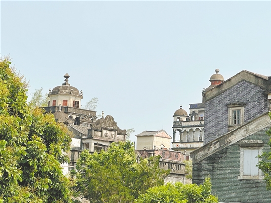 馬降龍村的村名蘊(yùn)含著“馬躍龍騰”的美好寓意。