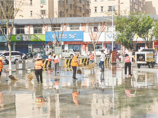 鶴山市深入開(kāi)展全城“大掃除”集中行動(dòng)。