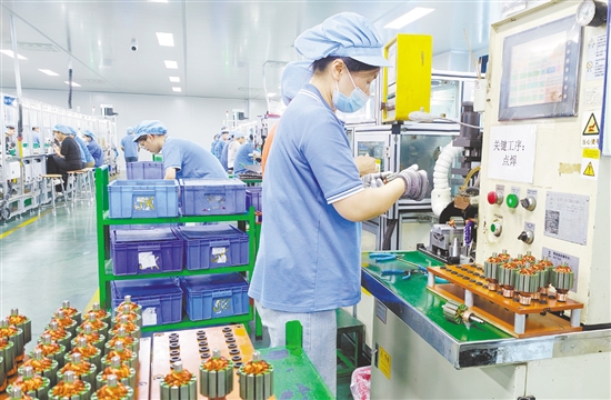 從傳統(tǒng)電機到新能源汽車核心部件，臺山市江口電器制造有限公司的躍遷，正是“臺山制造”向“臺山智造”轉型的生動注腳。