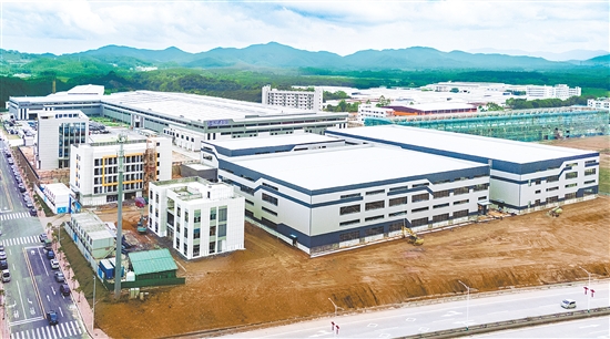 臺山市宏盛自動化機(jī)械有限公司項目總投資1.4億元，預(yù)計2026年10月投產(chǎn)。