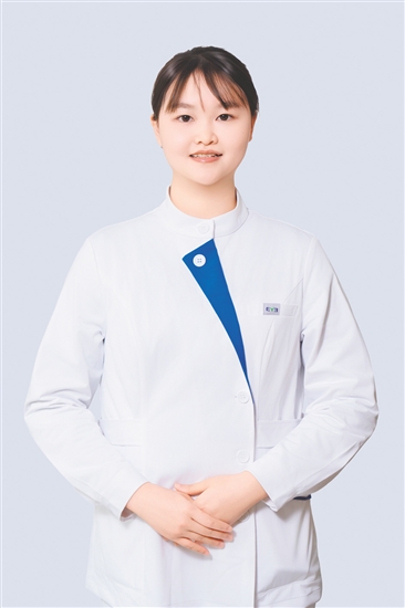 手術(shù)室護(hù)士岑妙燕
