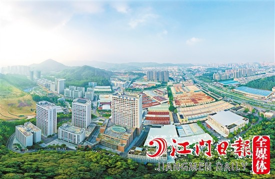 蓬江區(qū)群星村后門山工業(yè)區(qū)鳥瞰圖。