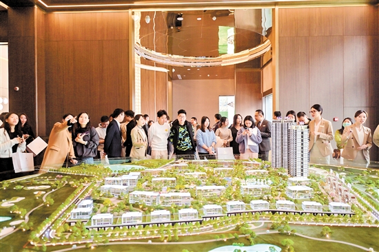 元旦期間，部分優(yōu)質樓盤人氣旺。