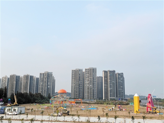 兒童樂園部分區(qū)域已初見雛形。