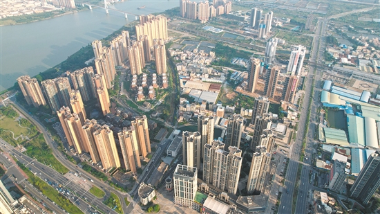 外海片區(qū)樓市或隨著江海站的開通迎來進(jìn)一步發(fā)展。