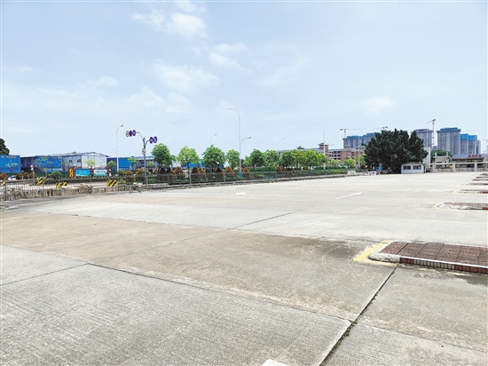 去年溢價(jià)最高的新會(huì)汽車總站“三舊”改造地塊由本土房企競(jìng)得。