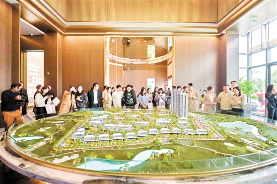 2023年，不少優(yōu)質(zhì)改善樓盤入市，受到目標(biāo)群體的青睞。