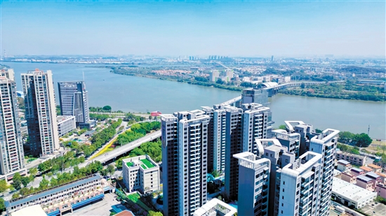 博學名苑是市區(qū)首個推出“以舊換新”服務的樓盤。