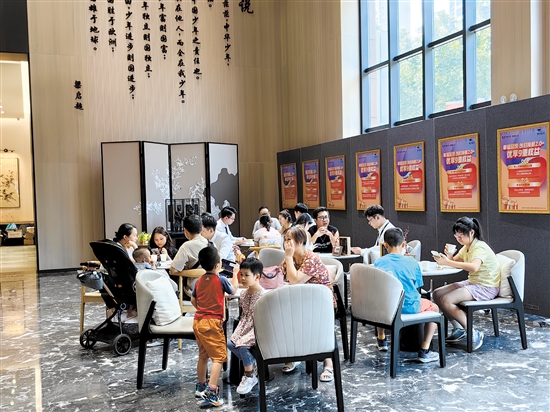 樓盤紛紛推出促銷活動(dòng)，提前搶占市場(chǎng)。