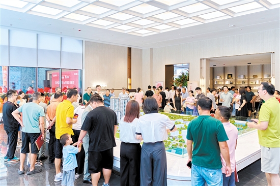 一系列利好政策的出臺(tái)，提升了消費(fèi)者的購(gòu)房熱情。