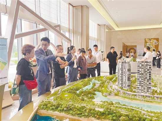 下半年，高品質(zhì)樓盤(pán)或?qū)⒊蔀槭袌?chǎng)熱點(diǎn)。